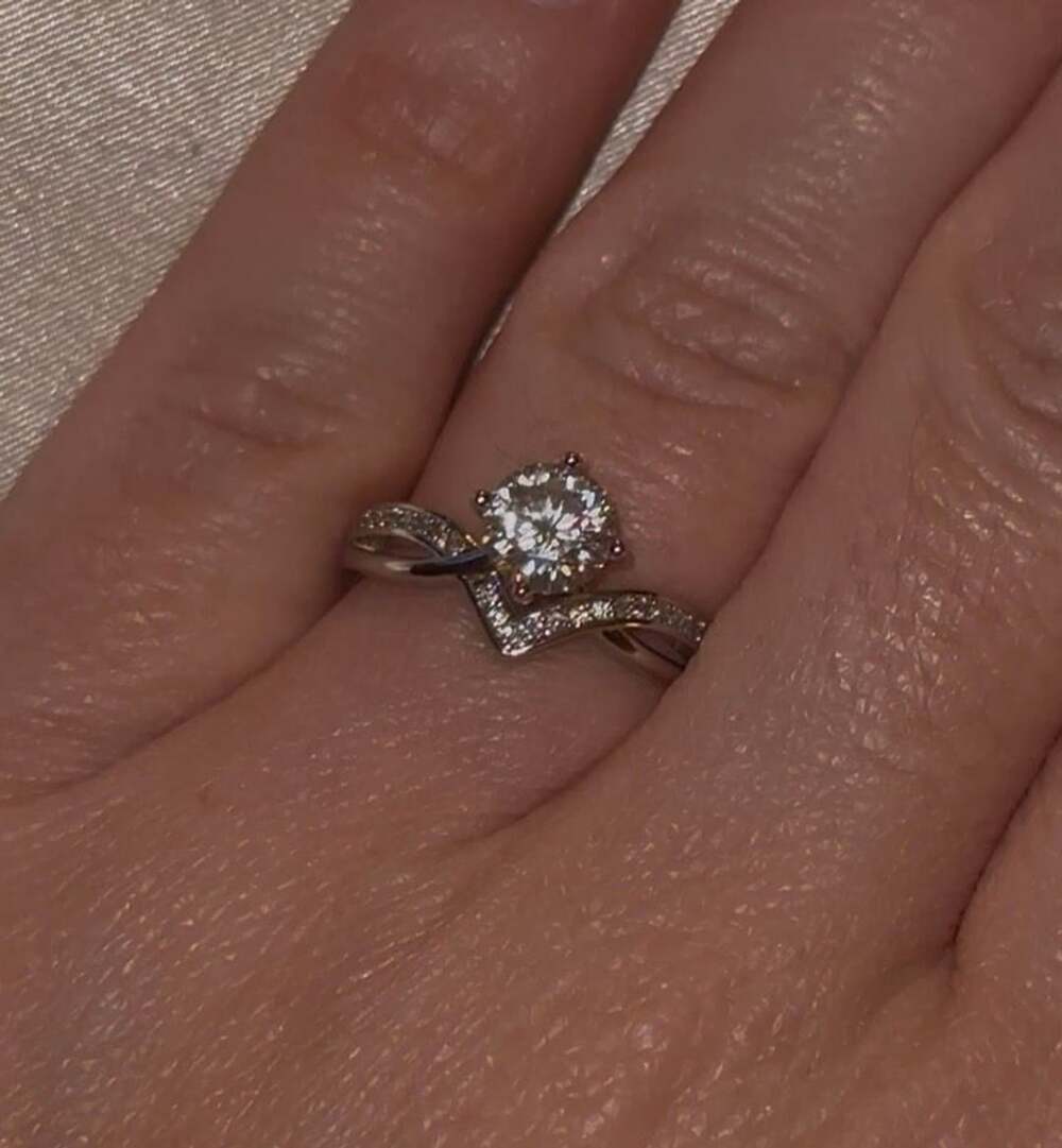 Unbranded Moissanite Round Cut Criss Cross Engagement Ring Silver